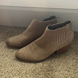Crown Vintage Booties